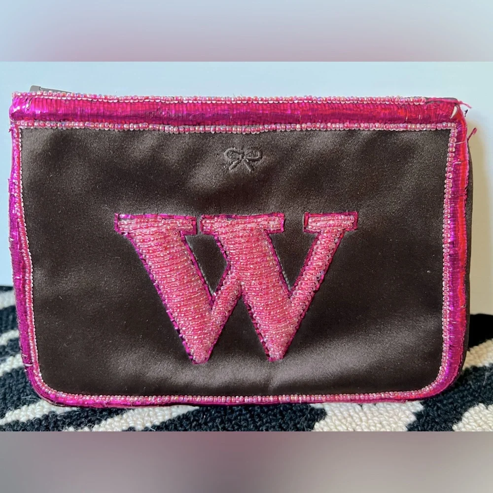 ANYA HINDMARCH small silk zip purse/ pouch with metallic threading and beadwork - Picture 2 of 7